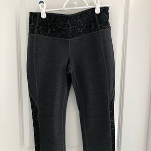 Athleta Capri Leggings